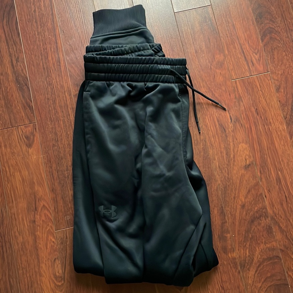 Under Armor cold gear sweats